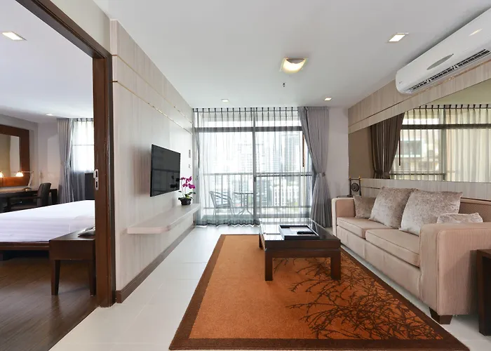 Grand Asoke Boutique